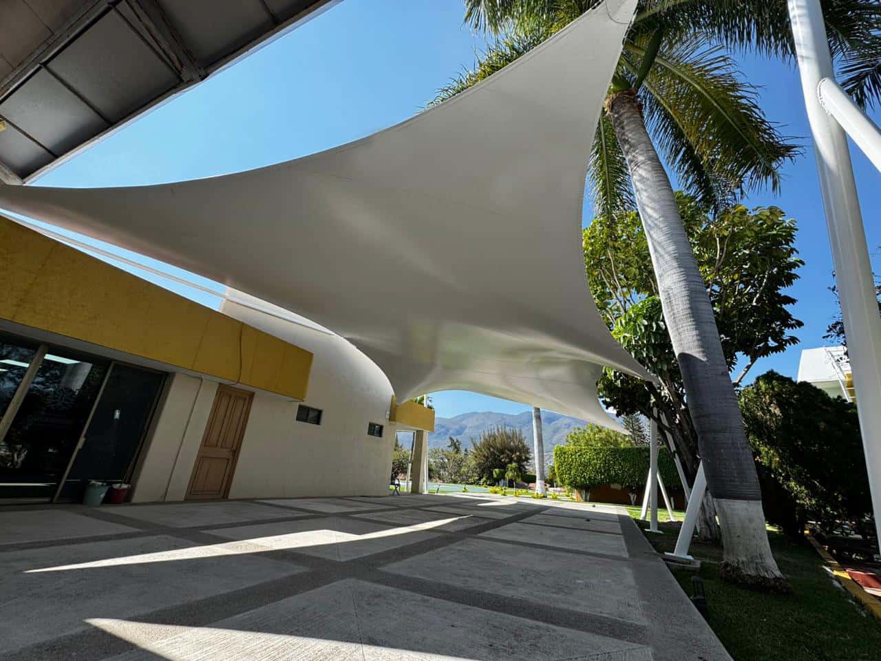 Instalación de velaria en Chilpancingo.