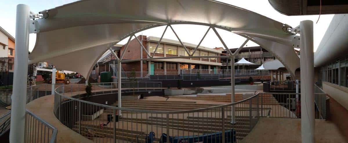 Estructura principal y anclajes de la velaria para el escenario del auditorio.