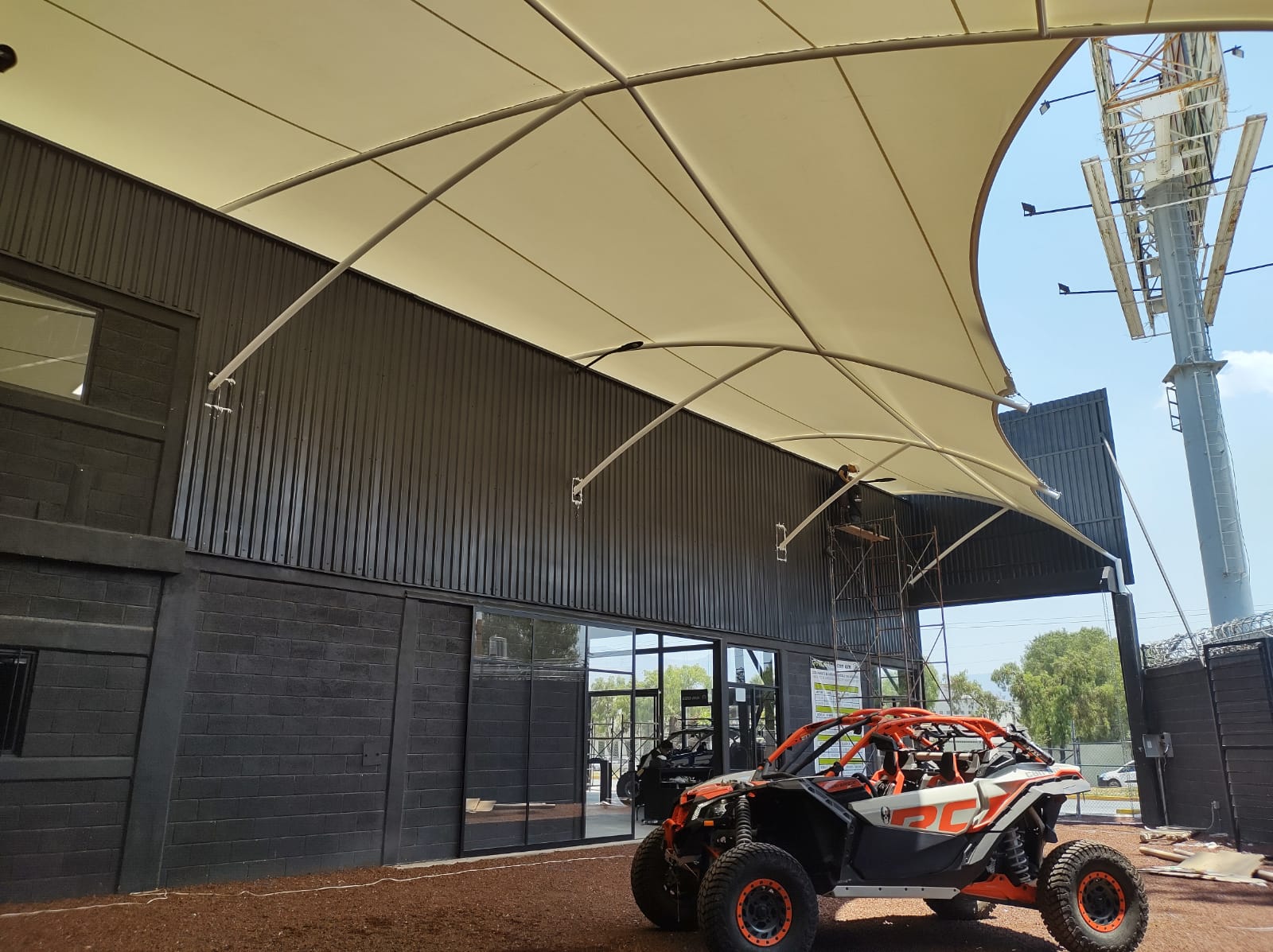 Proyecto especial Razer en Pachuca.